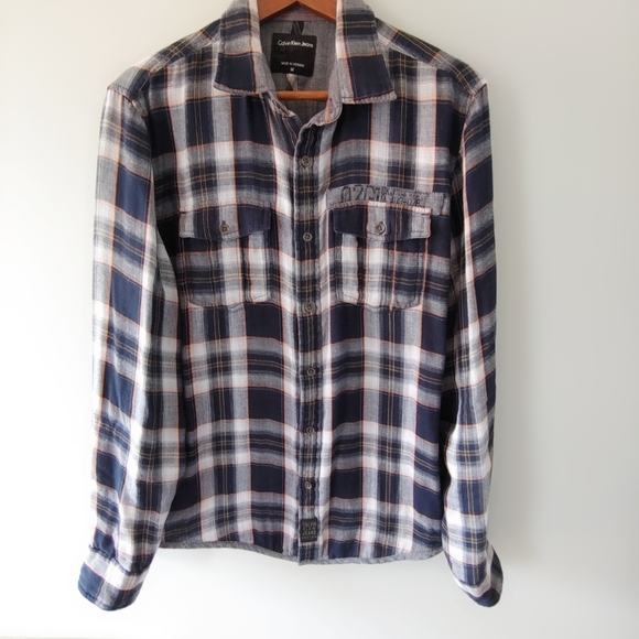 Calvin Klein Jeans Other - Calvin Klein Jeans Flanel Plaid Curved Hem Shirt.